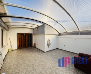 Priestranný 3-izbový byt s terasou na prenájom blízko centra Skalice.