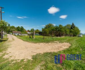 PREDAJ - pozemok vhodný na výstavbu - Klobušice, Ilava