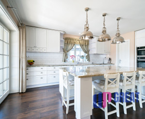 PREDAJ - Moderný, priestranný, úsporný dom v Mnešiciach