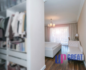 PREDAJ - Moderný, priestranný, úsporný dom v Mnešiciach