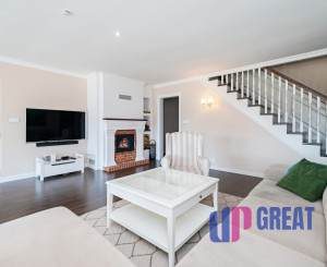 PREDAJ - Moderný, priestranný, úsporný dom v Mnešiciach