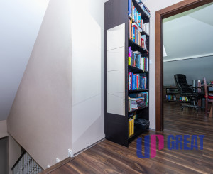 PREDAJ - Moderný, priestranný, úsporný dom v Mnešiciach