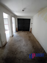 KROMPACHY- rodinný dom (10izieb)+ 3 garáže na PREDAJ !