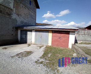 KROMPACHY- rodinný dom (10izieb)+ 3 garáže na PREDAJ !