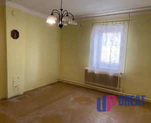 Na predaj rodinný dom so stavebným pozemkom vo Veľkom Mederi