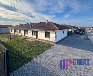 POSLEDNÝ 3 izb. BYT NA PREDAJ, Macov, všetky IS, novostavba