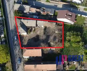 Na predaj rodinný dom so stavebným pozemkom vo Veľkom Mederi