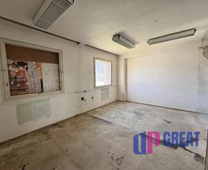 Predaj budovy s veľkým pozemkom – Gbely, priemyselná zóna, pozemok 5602 m².