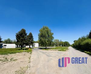 Predaj budovy s veľkým pozemkom – Gbely, priemyselná zóna, pozemok 5602 m².