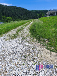 NA PREDAJ pozemok  (1.258m2) v meste Krompachy