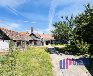 Na predaj 3-izbový rodinný dom s garážou a hospodárskymi budovami – Holíč, ul. Štúrova.