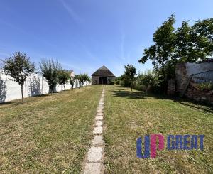 Na predaj rodinný dom so stodolou a veľkým pozemkom