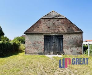 Na predaj rodinný dom so stodolou a veľkým pozemkom