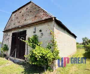 Na predaj rodinný dom so stodolou a veľkým pozemkom