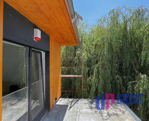 PREDAJ dvojpodlažnej rekreačnej chaty pri Šulianskom jazere