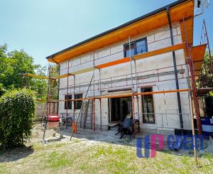 PREDAJ dvojpodlažnej rekreačnej chaty pri Šulianskom jazere