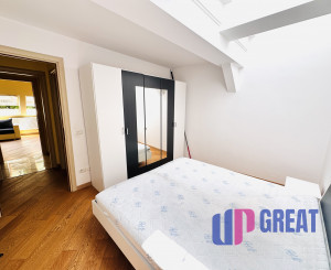 NA PREDAJ  svetlý  2-izbový podkrovný byt v centre Skalice – Potočná ulica.