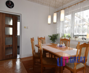 Rodinný dom s veľkou záhradou a potenciálom v obci Sološnica