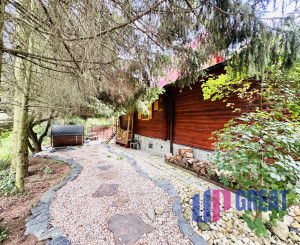 Na predaj rekreačná chata v srdci Skalických hôr .