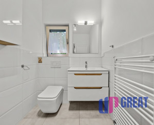 Prenájom priestranného 5-izbového rodinného domu pri lese v Dúbravke