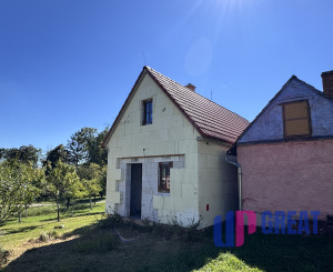 Na predaj rozostavaná poschodová vinohradnícka chatka v okrese Skalica – Radošovské vinohrady.