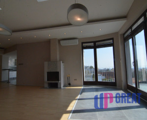 Predaj nadštandardne veľkého 3 izbového bytu s nádherným výhľadom na Bratislavu