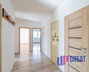 NA PREDAJ - 3-izbový byt s loggiou v Starej Turej