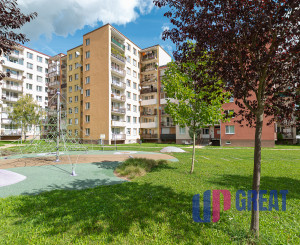 NA PREDAJ - 3-izbový byt s loggiou v Starej Turej