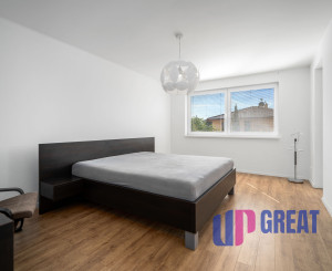 PREDAJ 4 izb rodinného domu s garážou, Tri Vody I., Malinovo