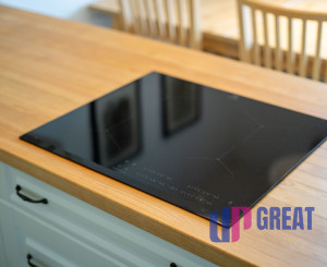 PREDAJ 4 izb rodinného domu s garážou, Tri Vody I., Malinovo