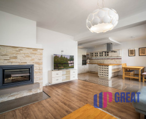 PREDAJ 4 izb rodinného domu s garážou, Tri Vody I., Malinovo