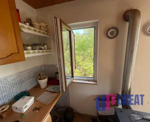 Romantická záhrada s panoramatickým výhľadom na Modru 🌿