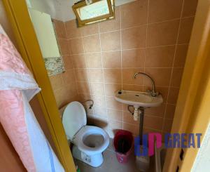 Romantická záhrada s panoramatickým výhľadom na Modru 🌿