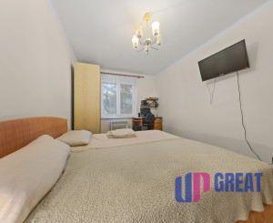 Na predaj PRIESTRANNÝ zrekonštruovaný 2 izbový byt v Šamoríne