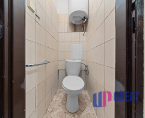 Na predaj PRIESTRANNÝ zrekonštruovaný 2 izbový byt v Šamoríne