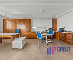 PREDAJ: 1-izbový apartmán 49 m² na začiatku Petržalky