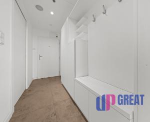 PREDAJ: 1-izbový apartmán 49 m² na začiatku Petržalky