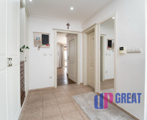 Na predaj exkluzívny 7-izbový rodinný dom s bazénom v meste Senica, ul. Rovenská.