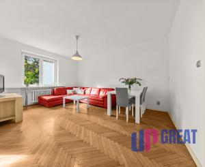 Na predaj 5-izbový byt s výmerou 114 m² v tichej a zelenej časti Ružinova – Ostredky na ulici Planét