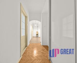 Na predaj 5-izbový byt s výmerou 114 m² v tichej a zelenej časti Ružinova – Ostredky na ulici Planét