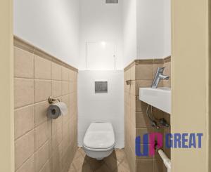 Na predaj 5-izbový byt s výmerou 114 m² v tichej a zelenej časti Ružinova – Ostredky na ulici Planét