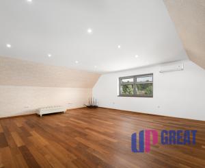 Na predaj exkluzívny 7-izbový rodinný dom s bazénom v meste Senica, ul. Rovenská.