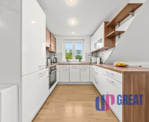 Na predaj elegantný 4 izbový mezanín s terasou pri Horskom parku