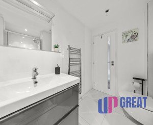 Na predaj elegantný 4 izbový mezanín s terasou pri Horskom parku