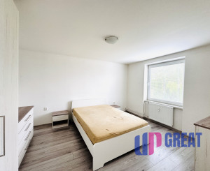 Na prenájom 2-izbový zariadený byt v Holíči – ul. Sasinkova.