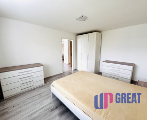 Na prenájom 2-izbový zariadený byt v Holíči – ul. Sasinkova.