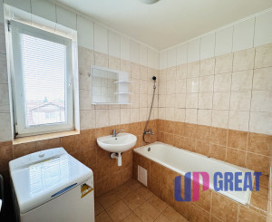 Na prenájom 2-izbový zariadený byt v Holíči – ul. Sasinkova.