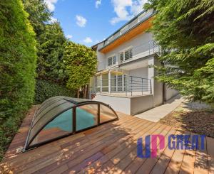 Predaj priestranného 4 izbového rodinného domu s bazénom na Kolibe