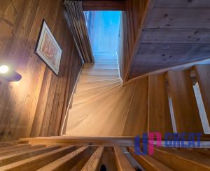 LUXUSNÉ zrubové chalupy s výhľadom na Kriváň (obec Východná)