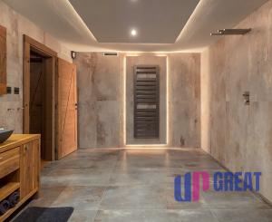 LUXUSNÉ zrubové chalupy s výhľadom na Kriváň (obec Východná)